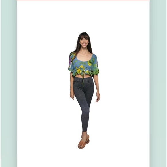 NWT.  S/M Tye-Dye Crop Top by Sacred Threads. BL/RD 10.   223069 - Picture 4 of 4